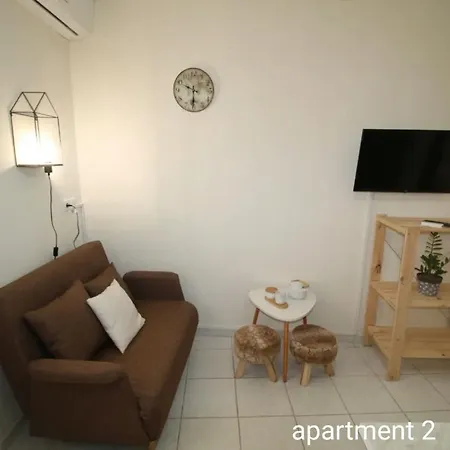 Messonghi- La Pazzeli Apartament *